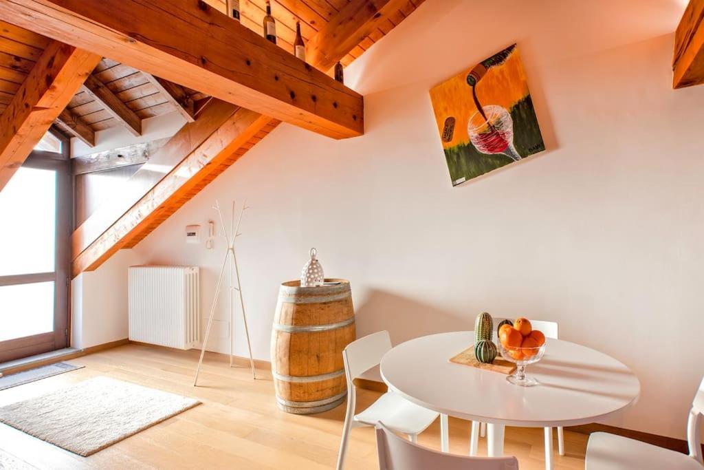 Charming 2.5Room Flat In Center Of Monforte D'Alba Exterior photo